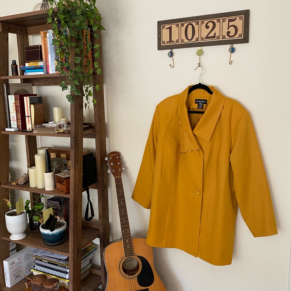 MUSTARD YELLOW AND GOLD BEADED PLUS SIZE BLAZER